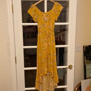 Off the shoulder floral hi low maxi